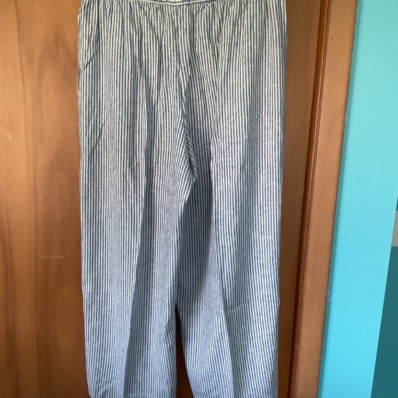 Linen pants - Picture 2 of 2